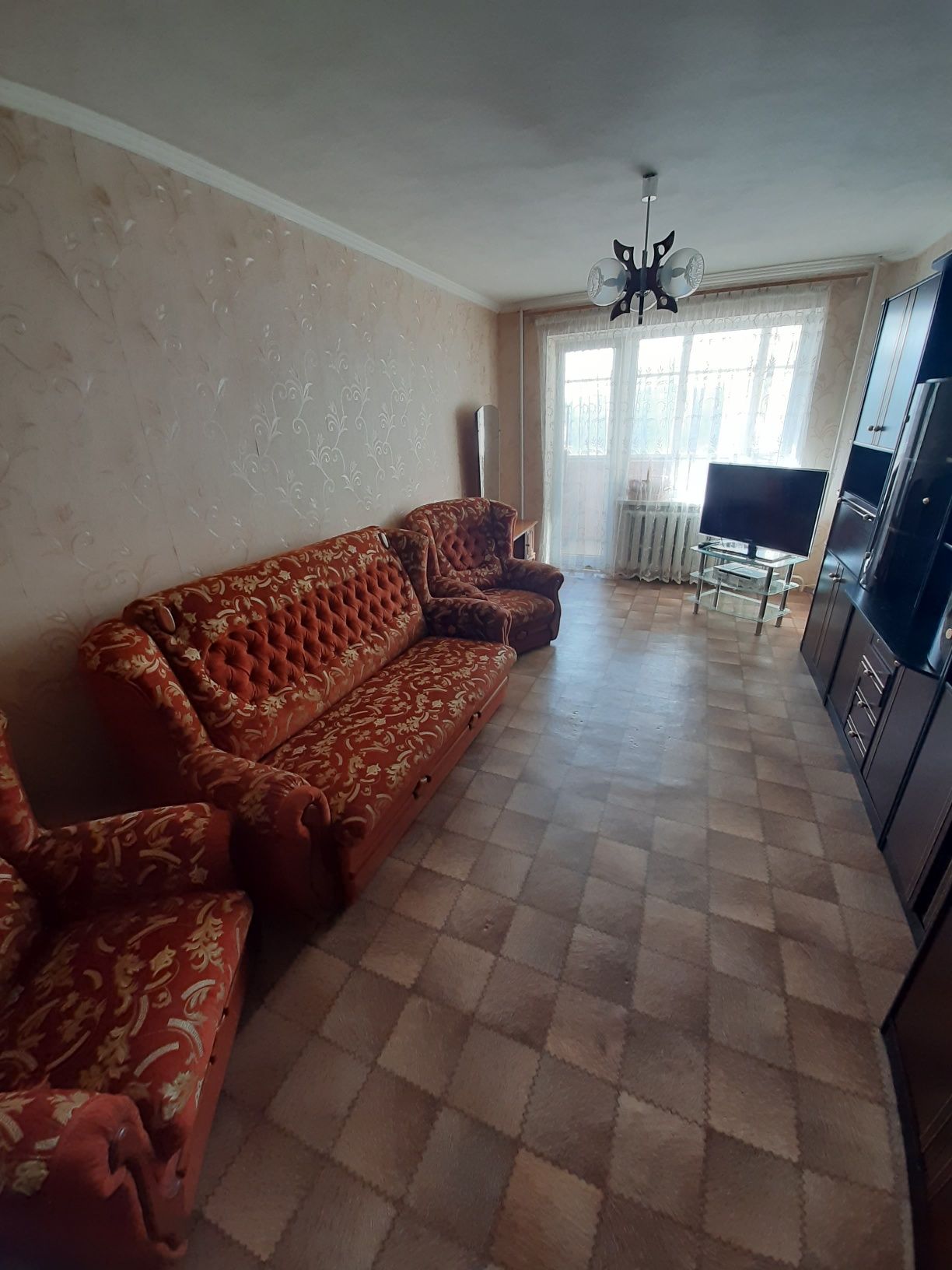 Сдам свою 3х комн. квартиру ж/м Покровский  пр. берег.