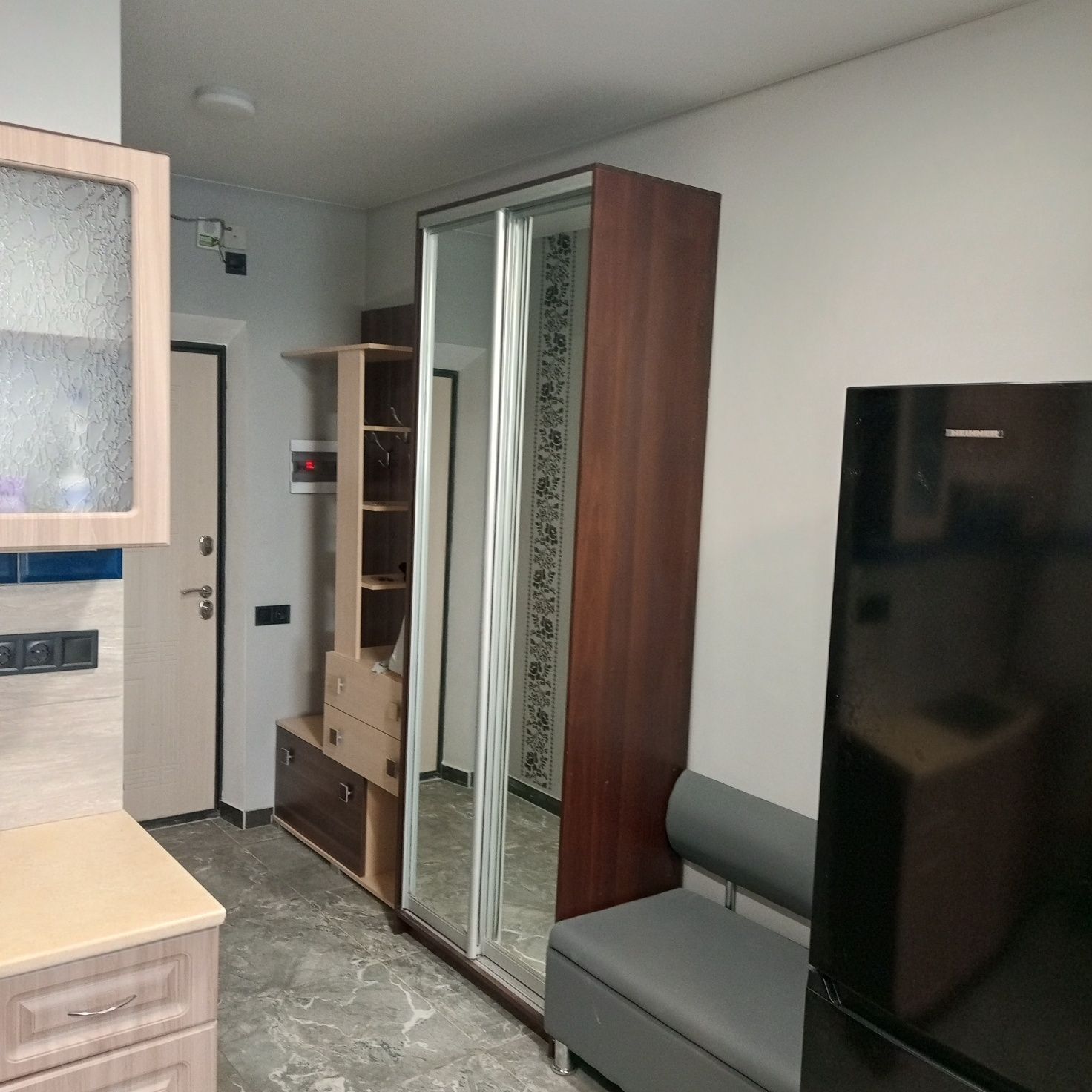 Здам смарт квартиру метро Вирлиця 300 метрів власник