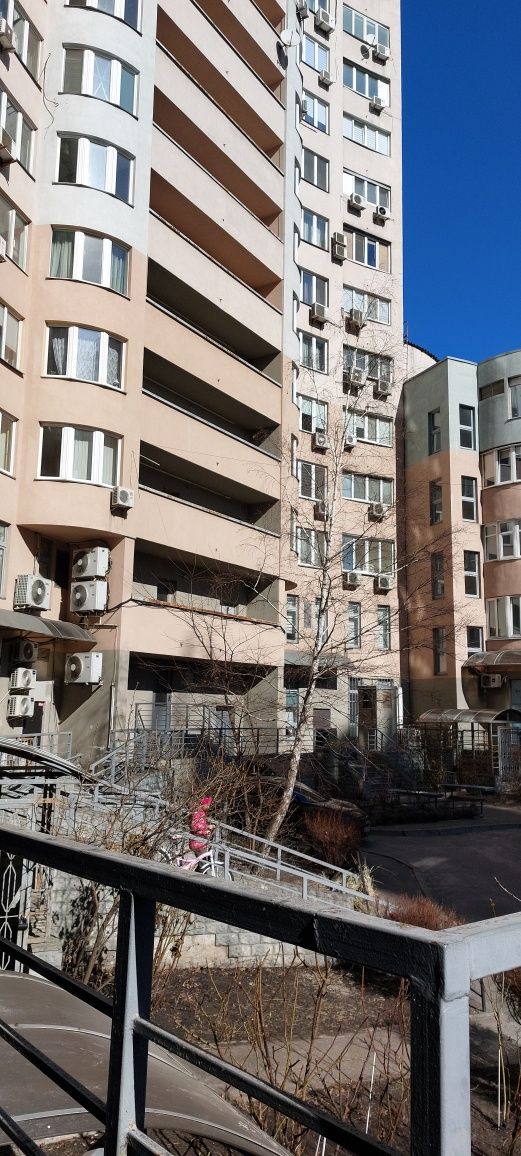 Оренда 3 кв.р.Шептицького