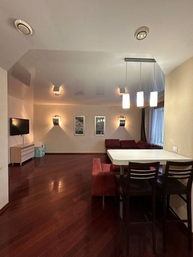 Квартира готова для заселення, генератор в будинку на тепло і воду!!!