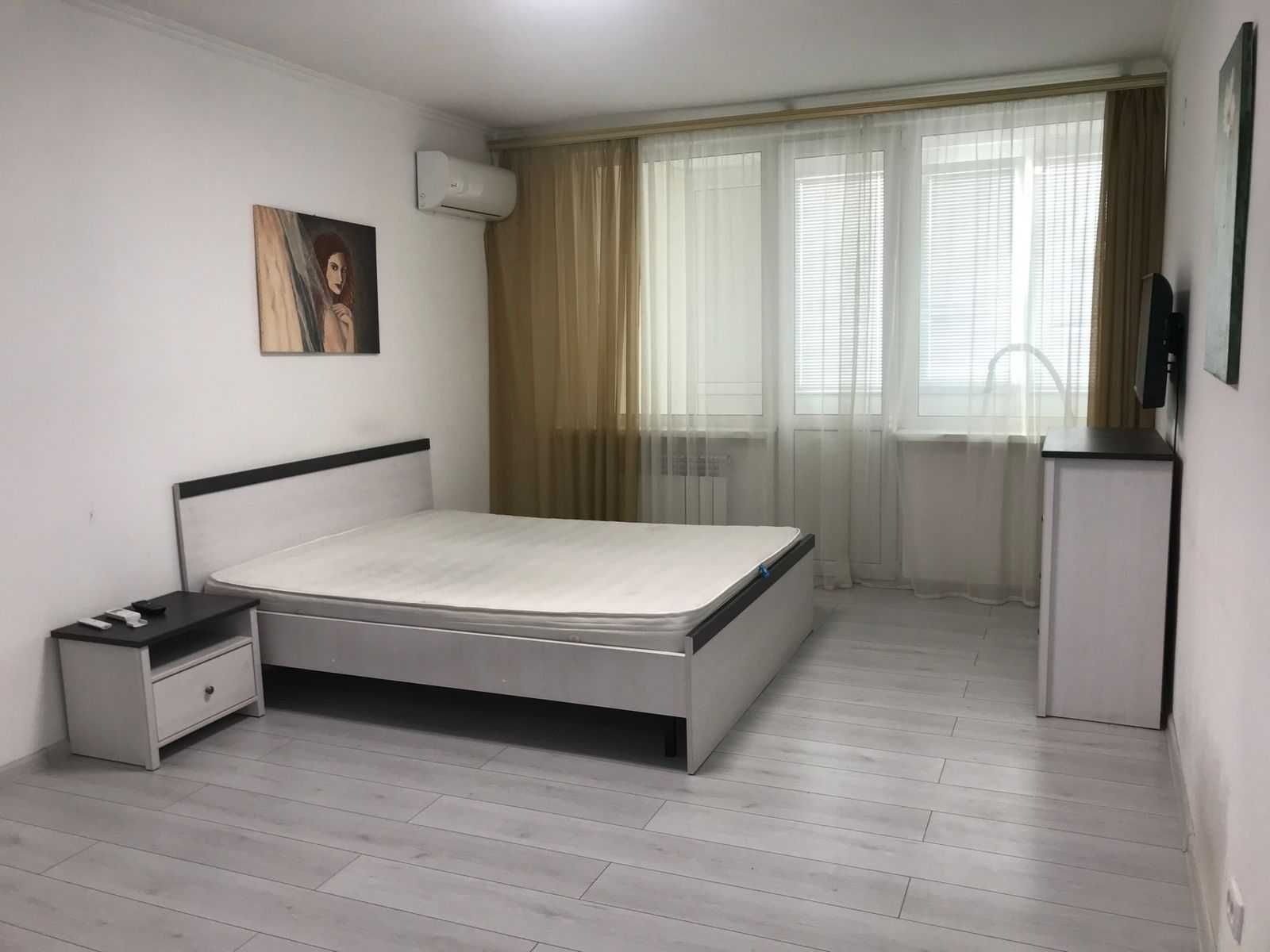 Без комісії! бул.Лесі Українки 30А, метро Печерська, Звіренецька 5 хв