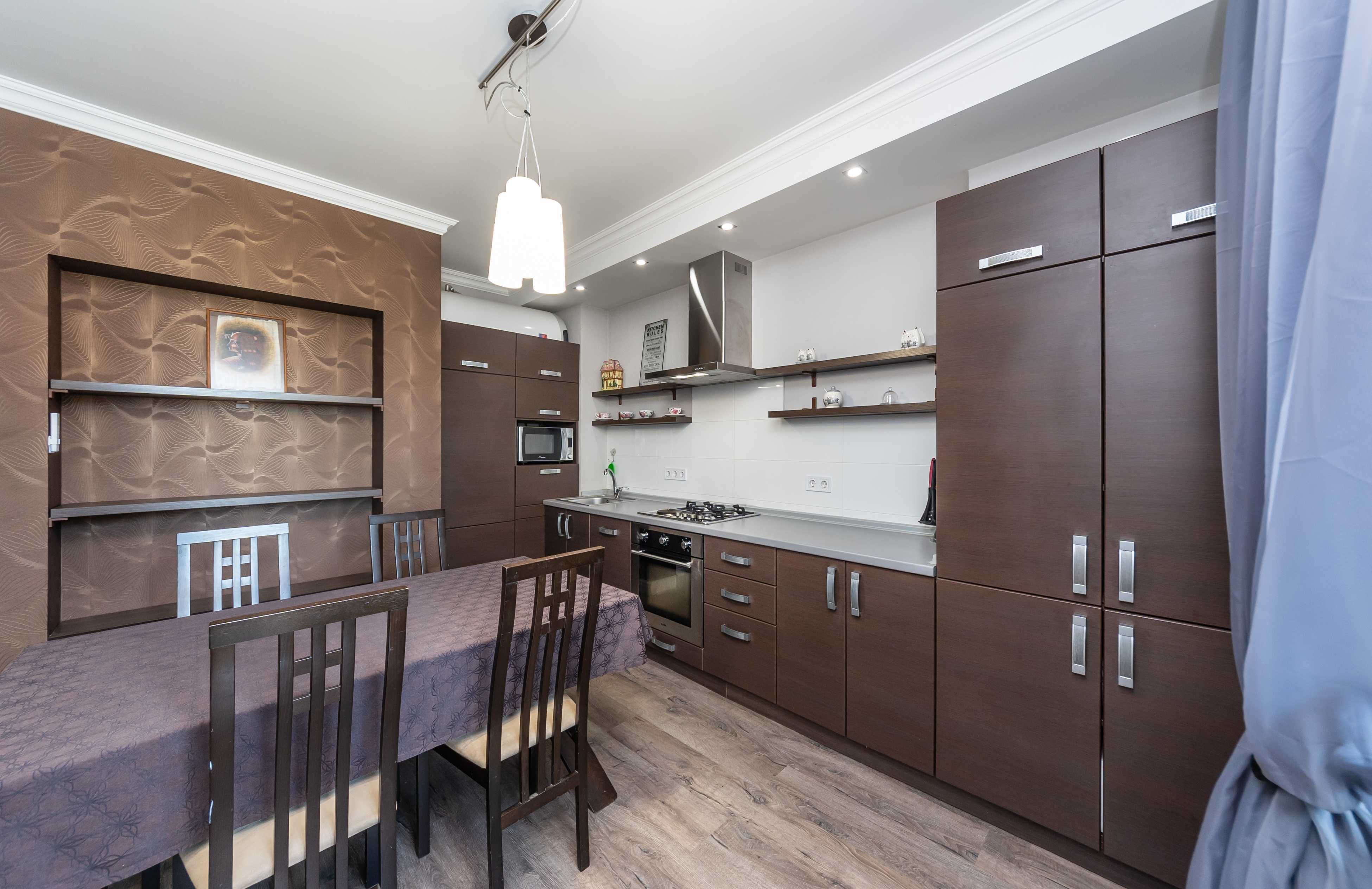 Оренда великої 3к у ЖК Кришталеві джерела. Без комісії.