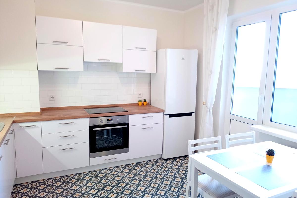 3-кімн. квартира, Білицька вул., 18, Київ