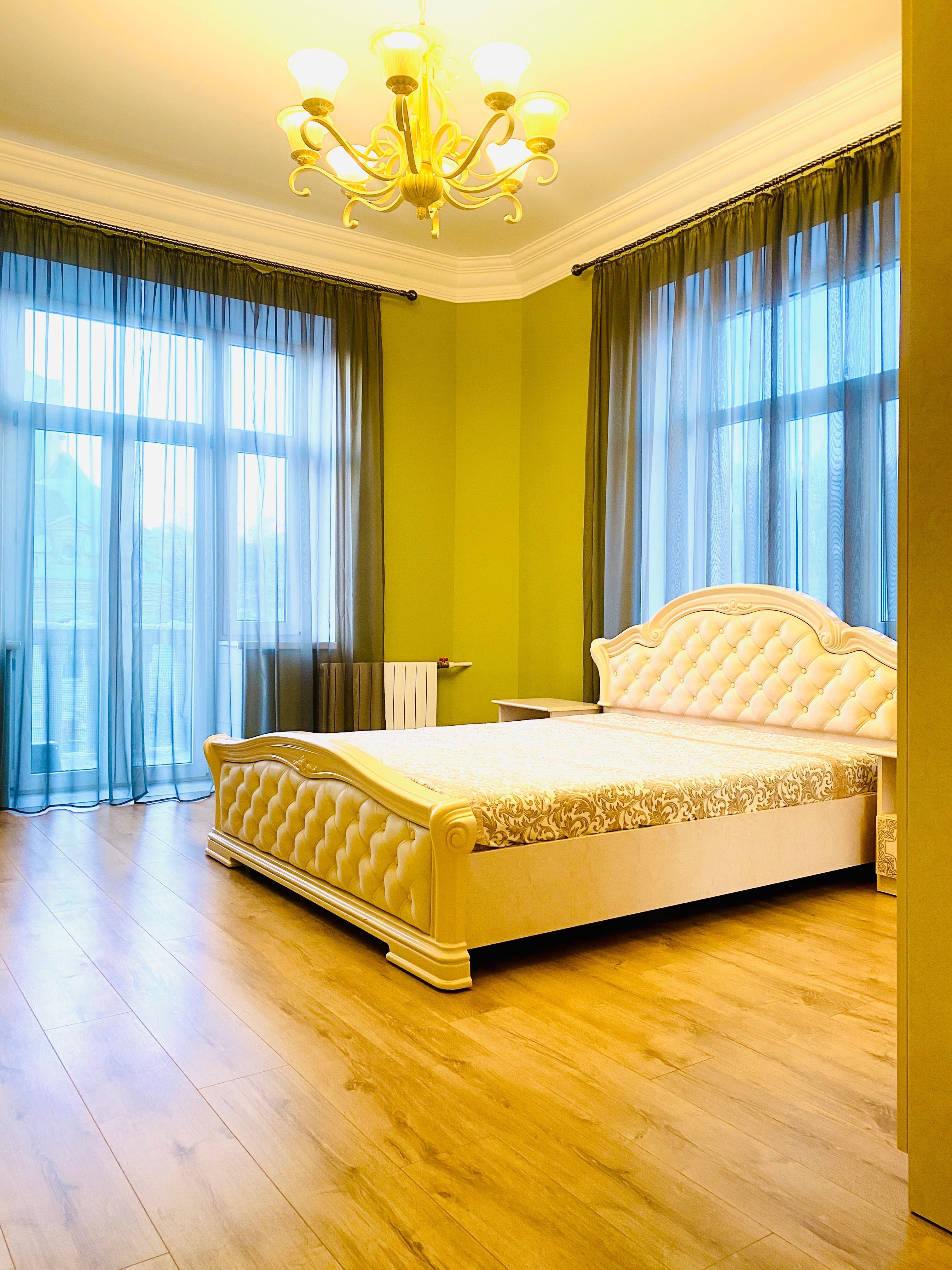 БЕЗ % 2 кім. квартира Скоропадського 5А, ГАЗ, 2хв. метро Українських.. - фото 1