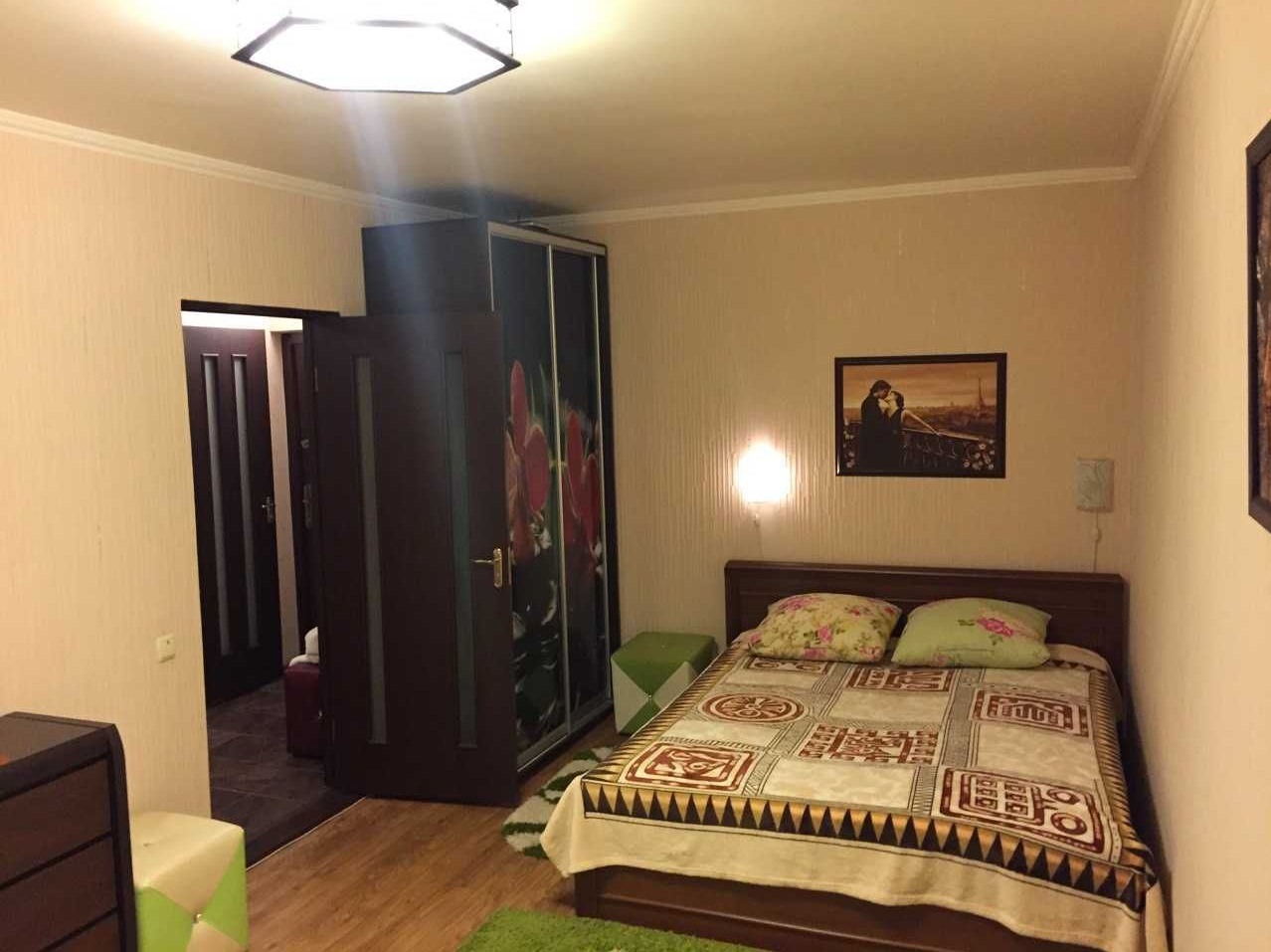 Сдам свою 1-комн.кв. На Солнечном ул.Малиновского с видом на Днепр