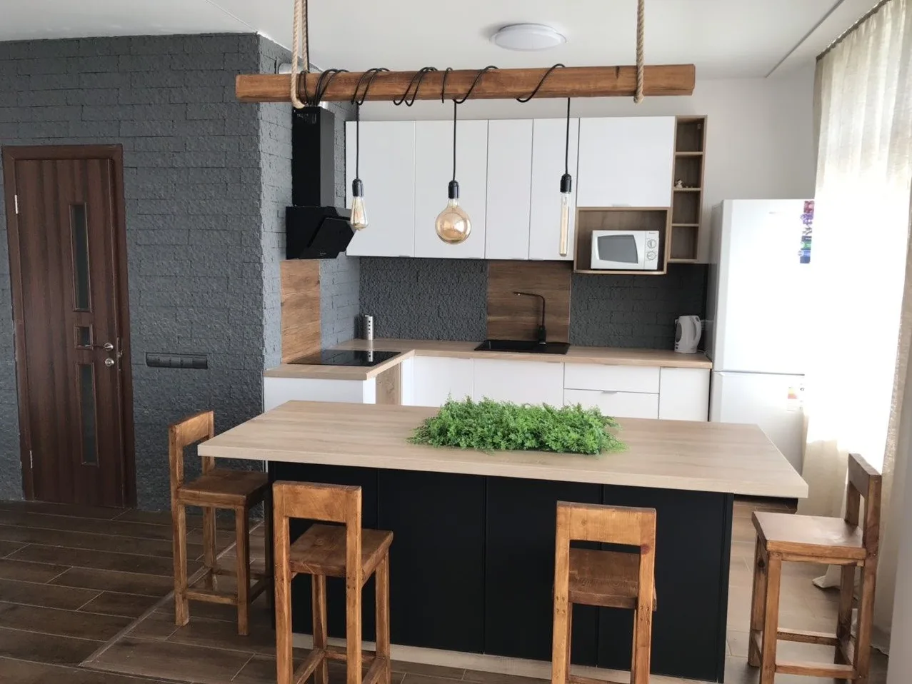 Без комісії. Від власника З-х кімн. 2-х рівн. ЖК Люксембург,вул.Олекса