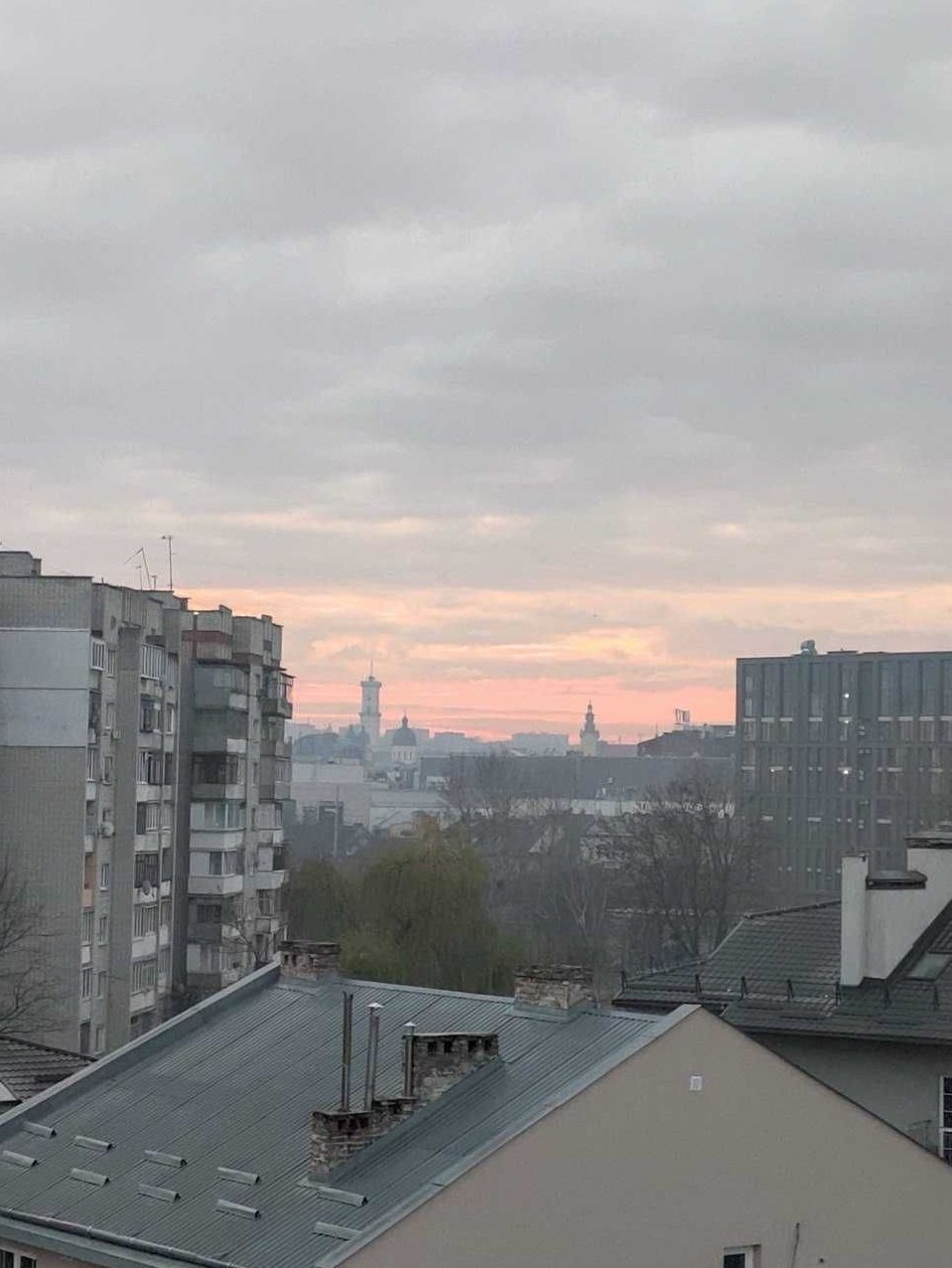 Оренда 2-кім. квартири ВІД ВЛАСНИКА в районі Forum Lviv