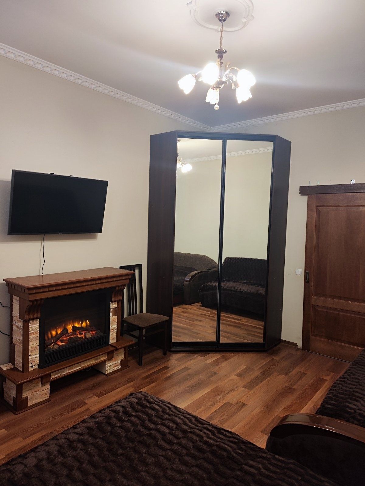 Власник, здам 2 х кімнатну квартиру  по вул Котляревського 9