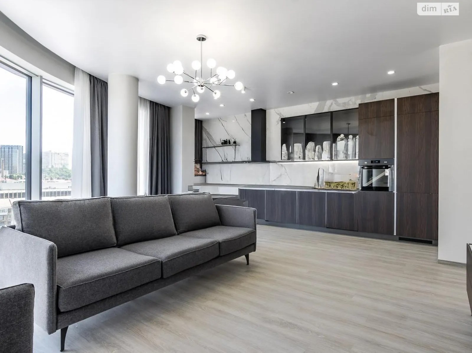 4-кімн. квартира, ул. Антоновича(Горького), Київ