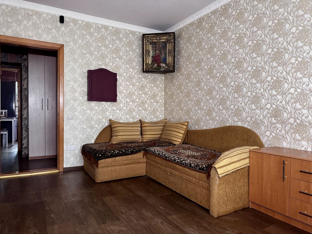 Снимите квартиру на Высоцкого, 4 жм Ломивский (Фрунзенский)