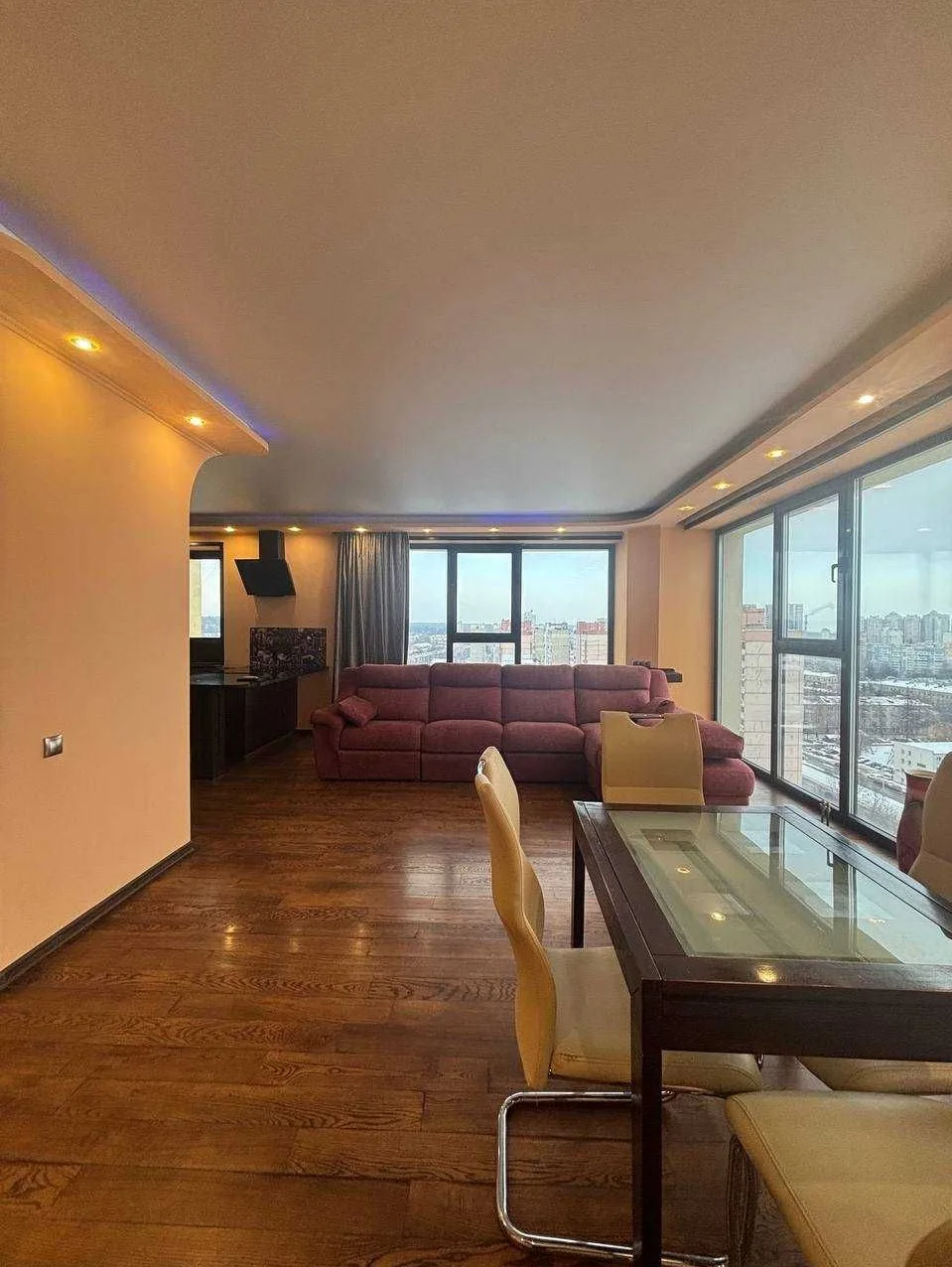 Оренда 3-кімн квартира в новобудові з великою терасою на Пріорка - фото 1