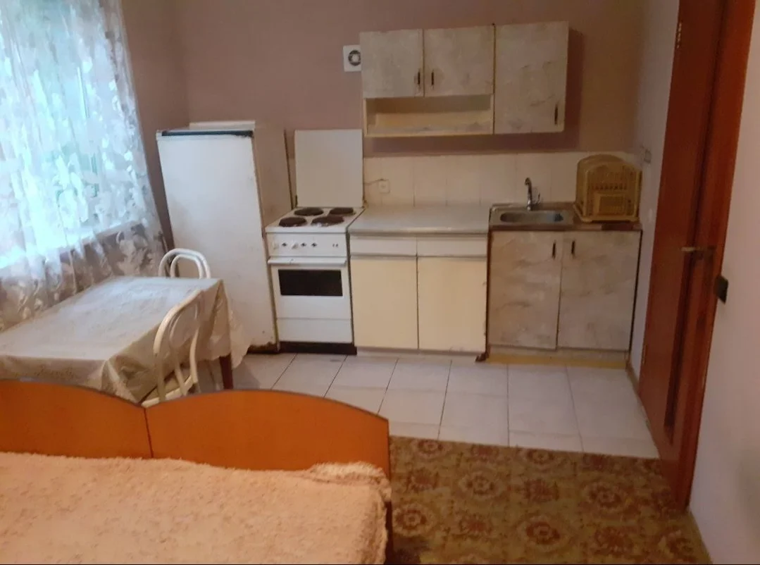 Квартиру  свою сдам со светом