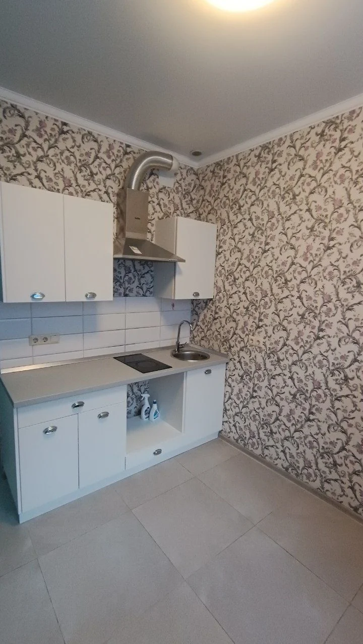 Сдам от  Хозяина  1 Комнатную ЖК Якоря! Долгосрочно!