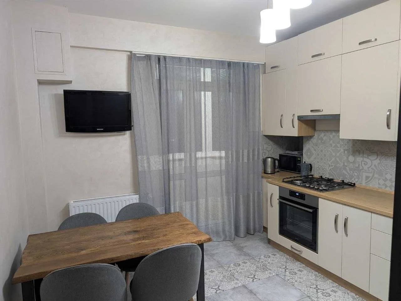 Оренда 2-х кім. квартири, Львів, вул. Демнянська, 64 м2, Власник