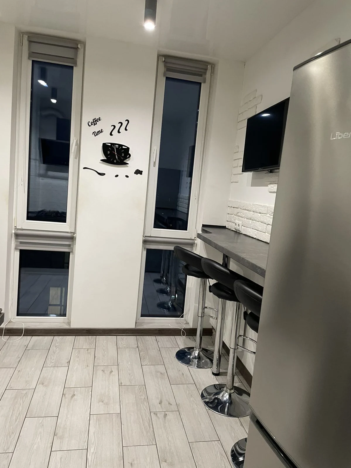 Оренда двох кімнатнатної квартири. Вулиця Малоголосківська