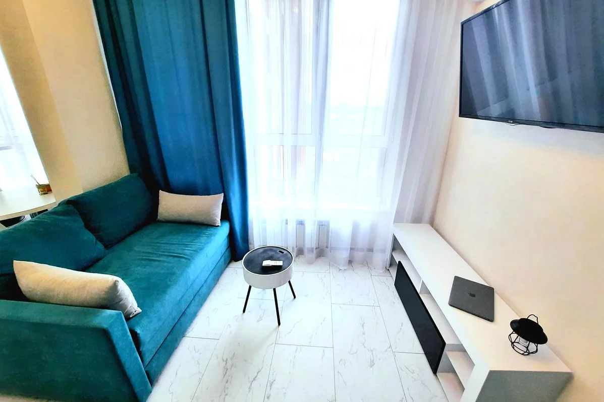 1-кімн. квартира, Набережно-Рибальська вул., 27, Київ