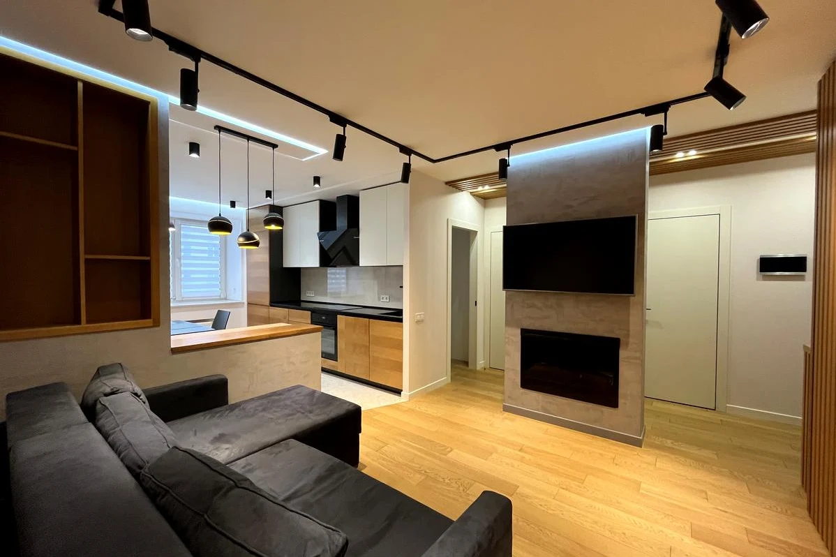 3-кімн. квартира, Гарматна вул., 38-Б, Київ